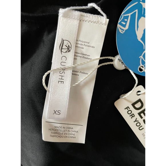 NWT Cupshe Womens V-Neck Swimsuit One Piece Spaghetti Strap Size XS Black - Picture 6 of 8